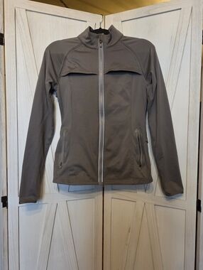 Fabletics Kimmy Performance Gray Jacket - S